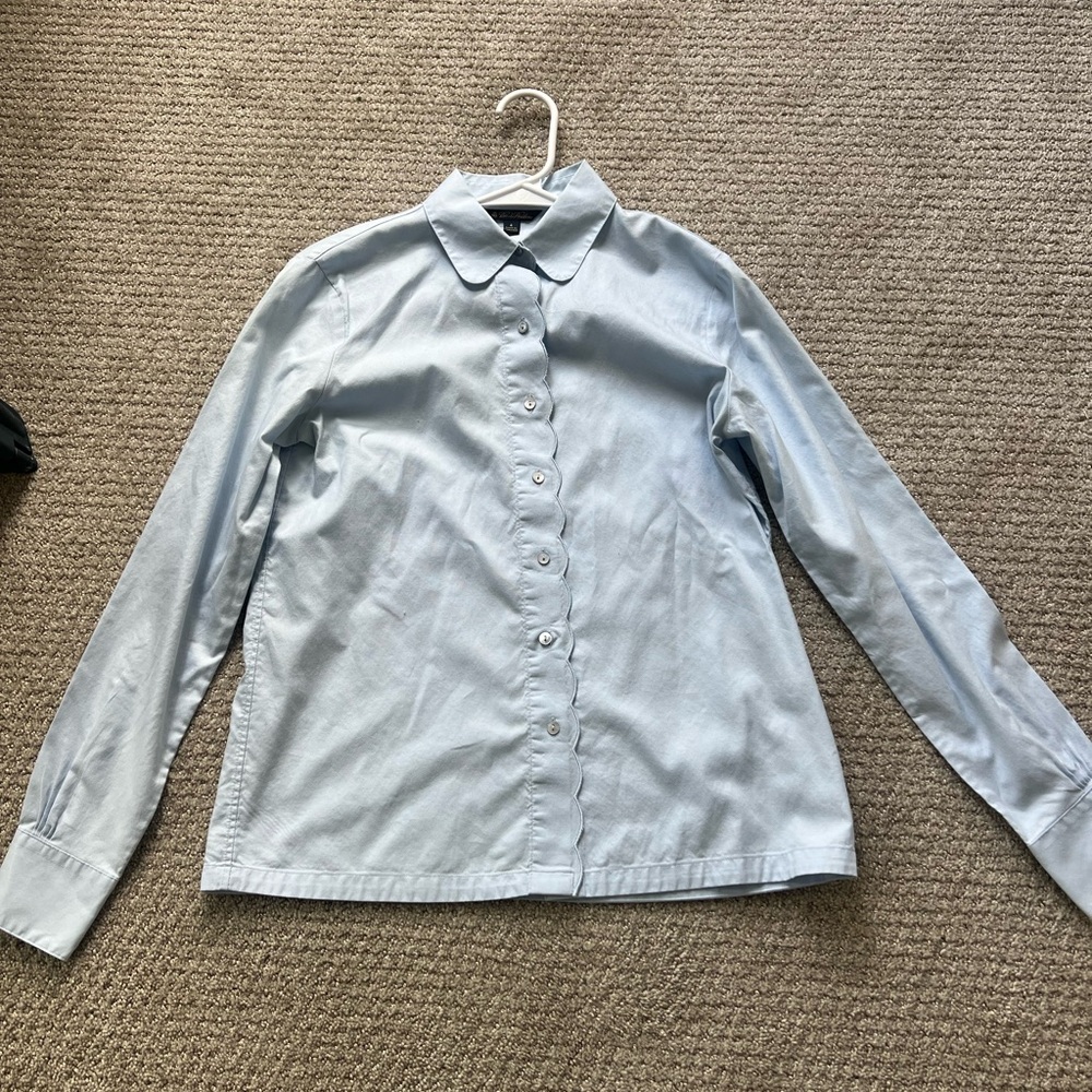 Brooks Brother NWOT Blue Cotton Button Down Blouse with Scallop detail 4